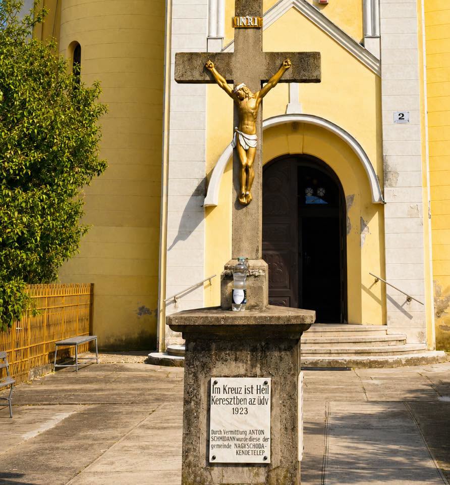 Biserica Romano-Catolică „Sfântul Iosif” din Fratelia