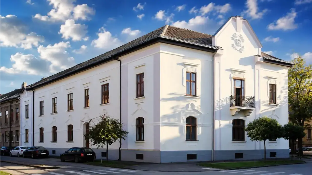 O clădire discretă, dar elegantă din vechiul Elisabetin