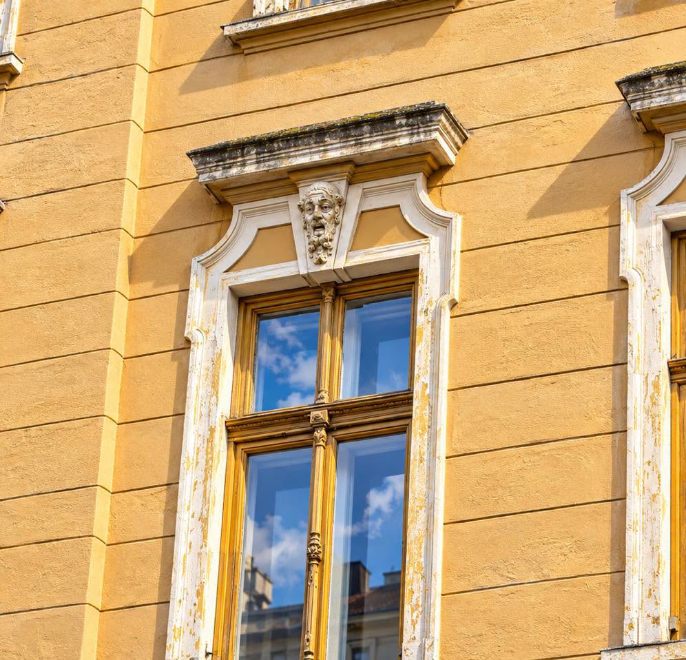 Palatul Georg Ladstätter