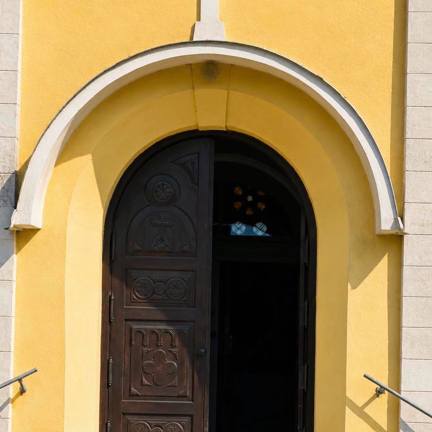 Biserica Romano-Catolică „Sfântul Iosif” din Fratelia