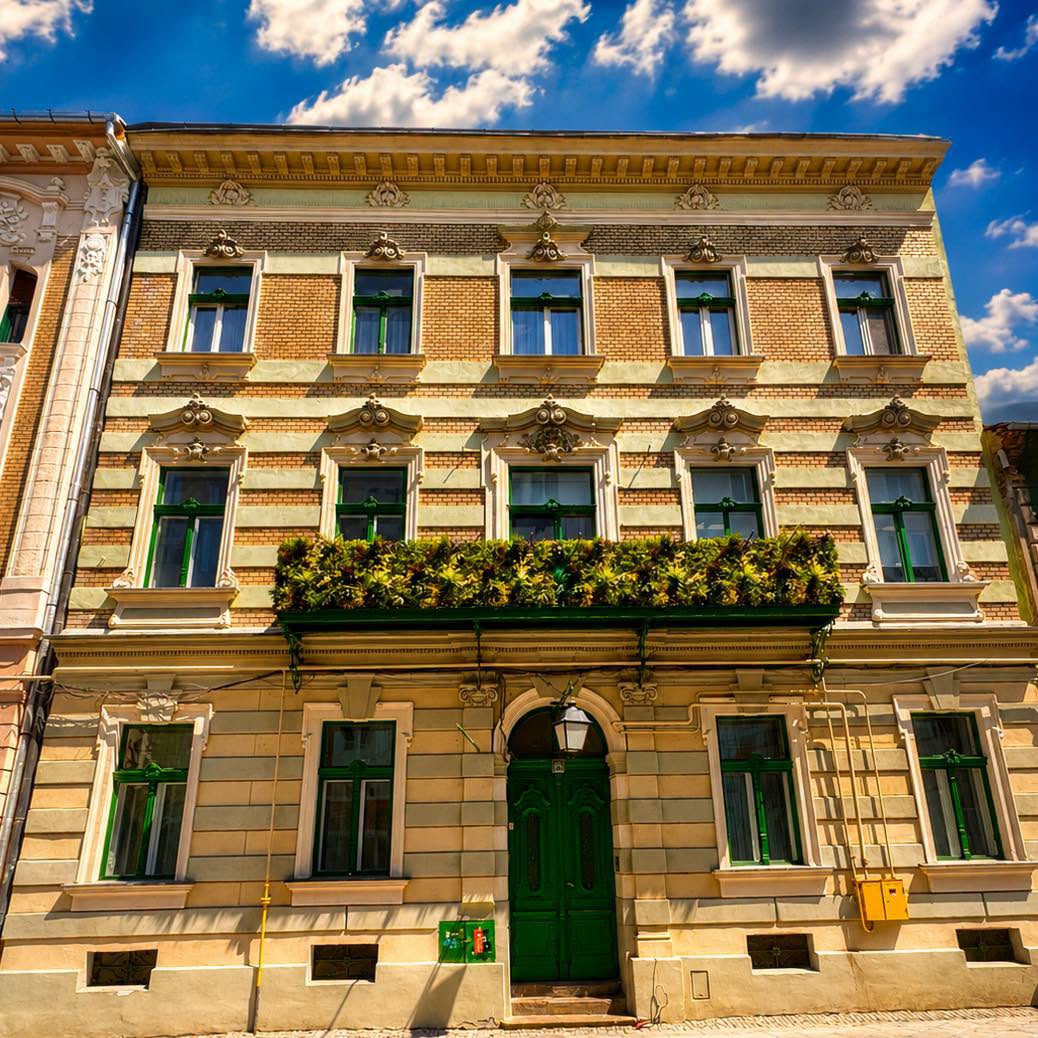 Palatul Guido Luxeder