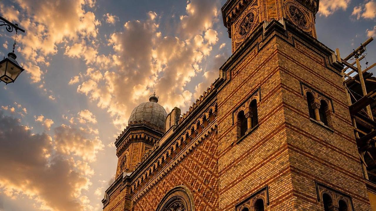 Sinagoga din Cetate – una dintre cele mai spectaculoase clădiri ale Timișoarei