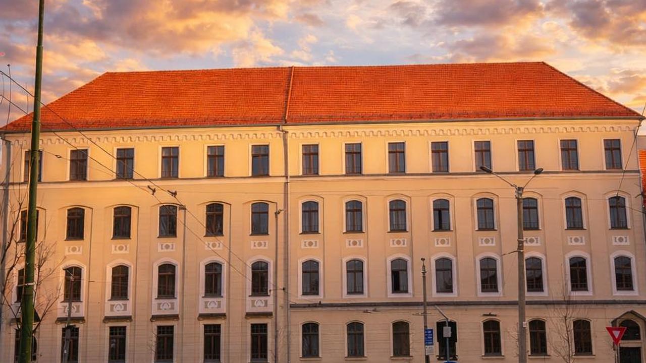 Liceul Brătianu, mai mult decât o școală, o filă din istoria Cetății