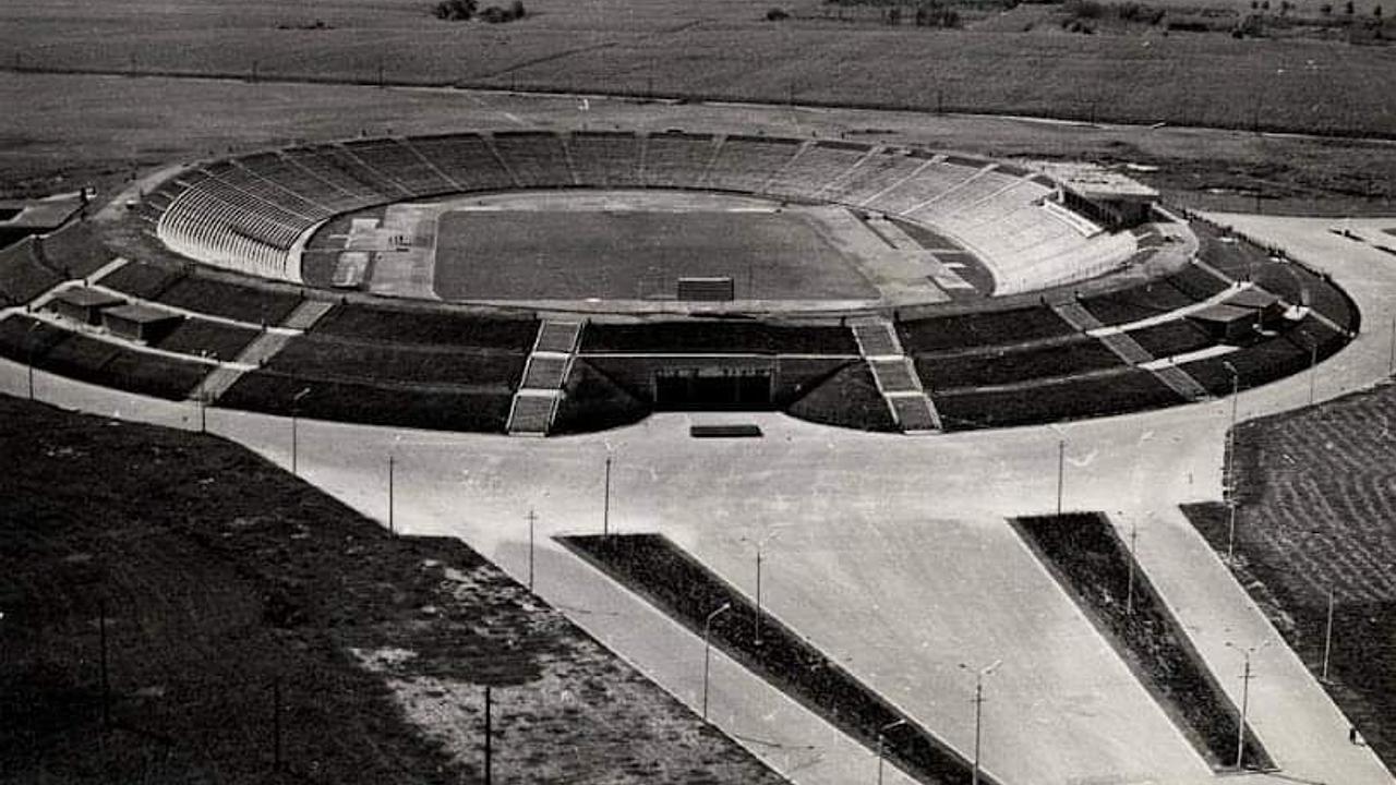 Stadionul 1 Mai, 1968. Calea Girocului și Zona Soarelui încă nu existau