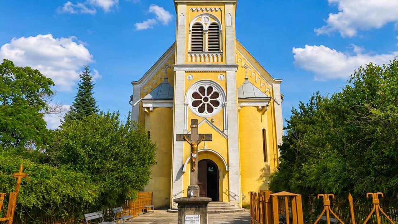 Biserica Romano-Catolică „Sfântul Iosif” din Fratelia