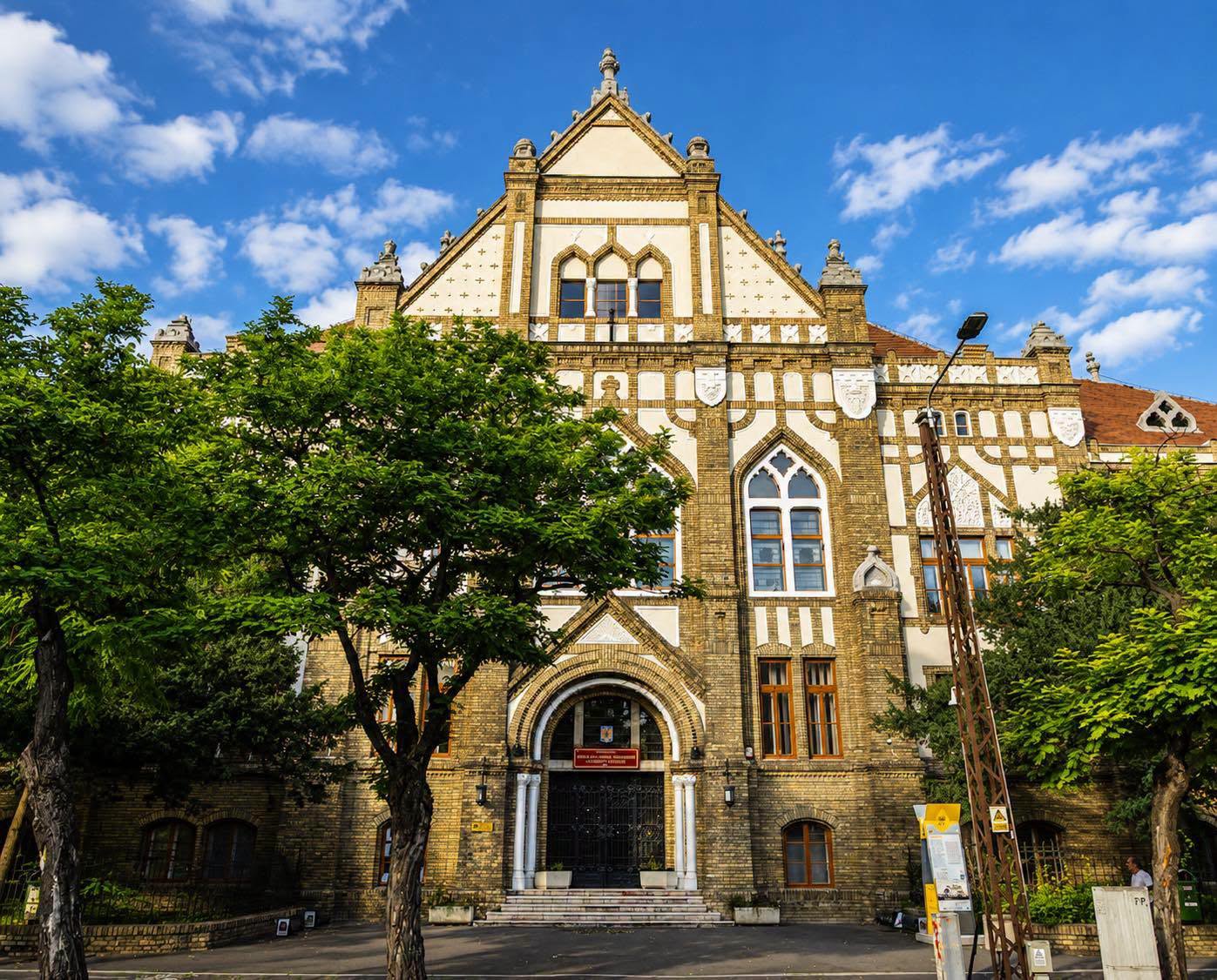 Colegiul Național Pedagogic „Carmen Sylva”