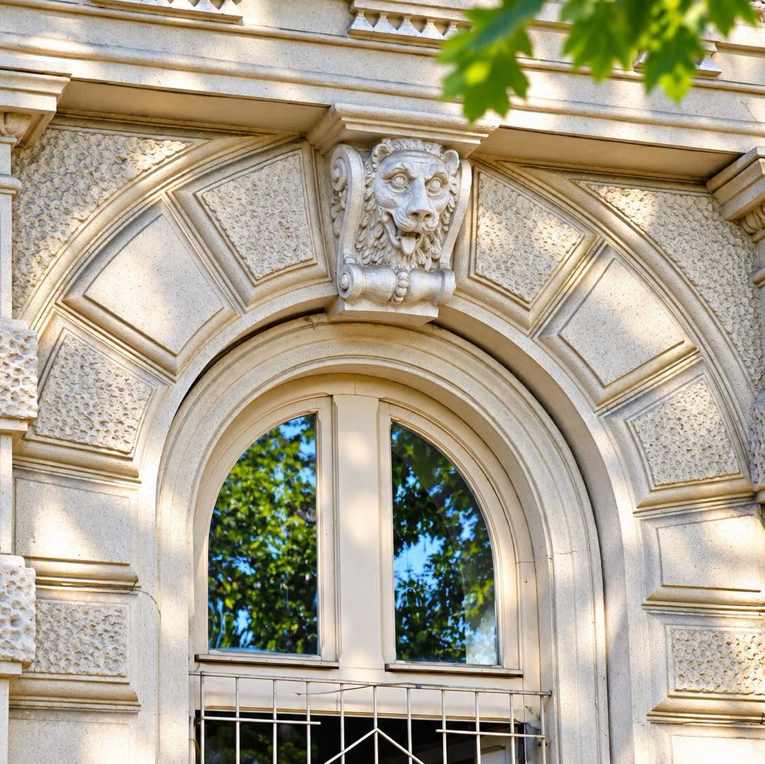 Fosta casă a Surorilor Notre Dame (Liceul „Dositei Obradovici”)