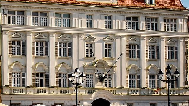 Casa „La Elefant” – una dintre cele mai vechi și elegante clădiri din Piața Unirii