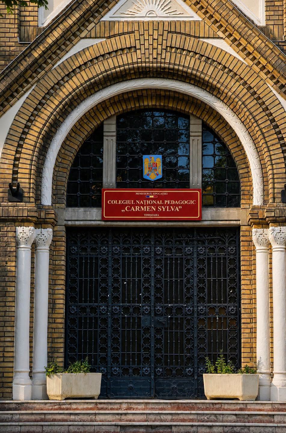 Colegiul Național Pedagogic „Carmen Sylva”