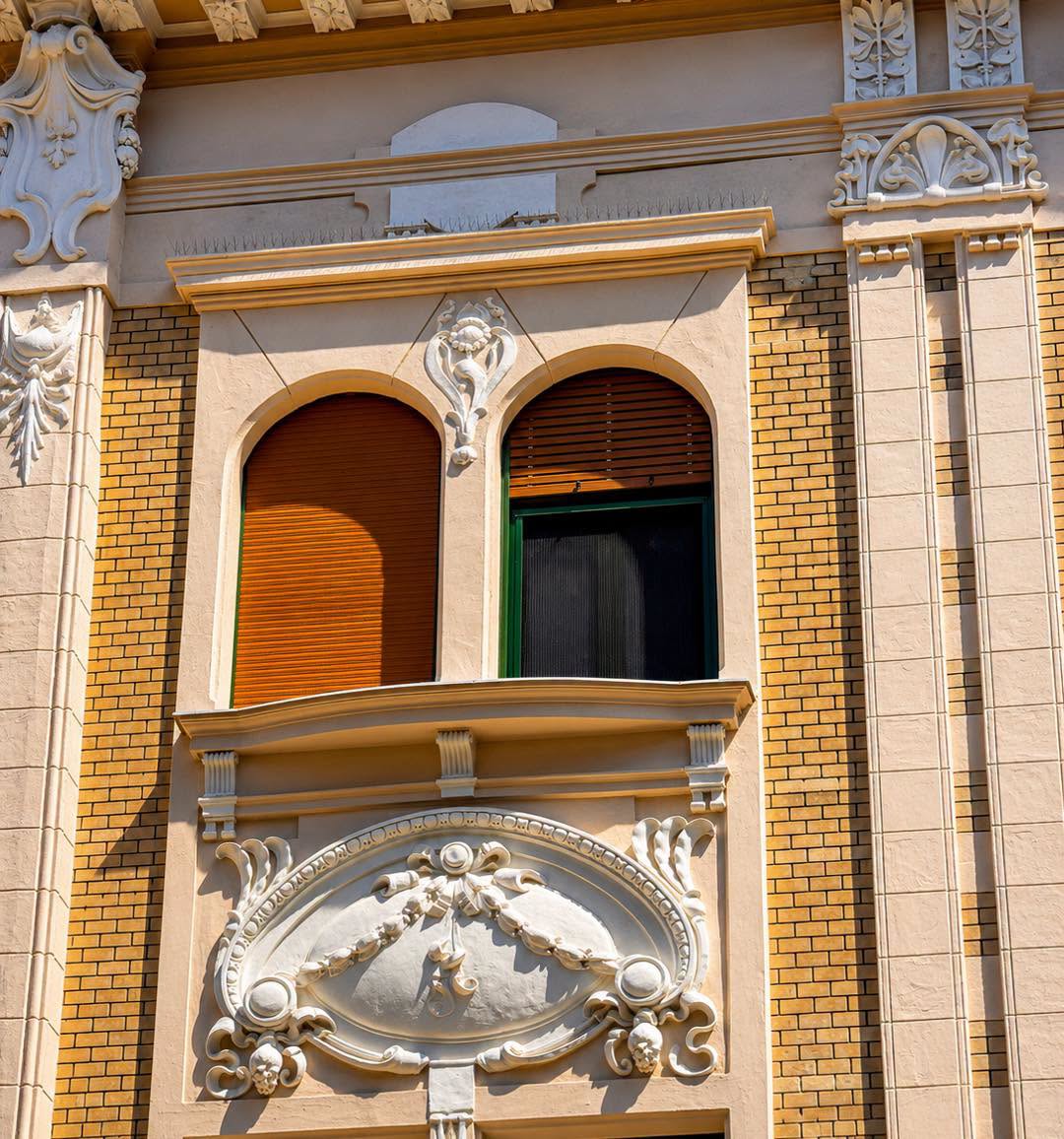 Palatul Jakab Csendes