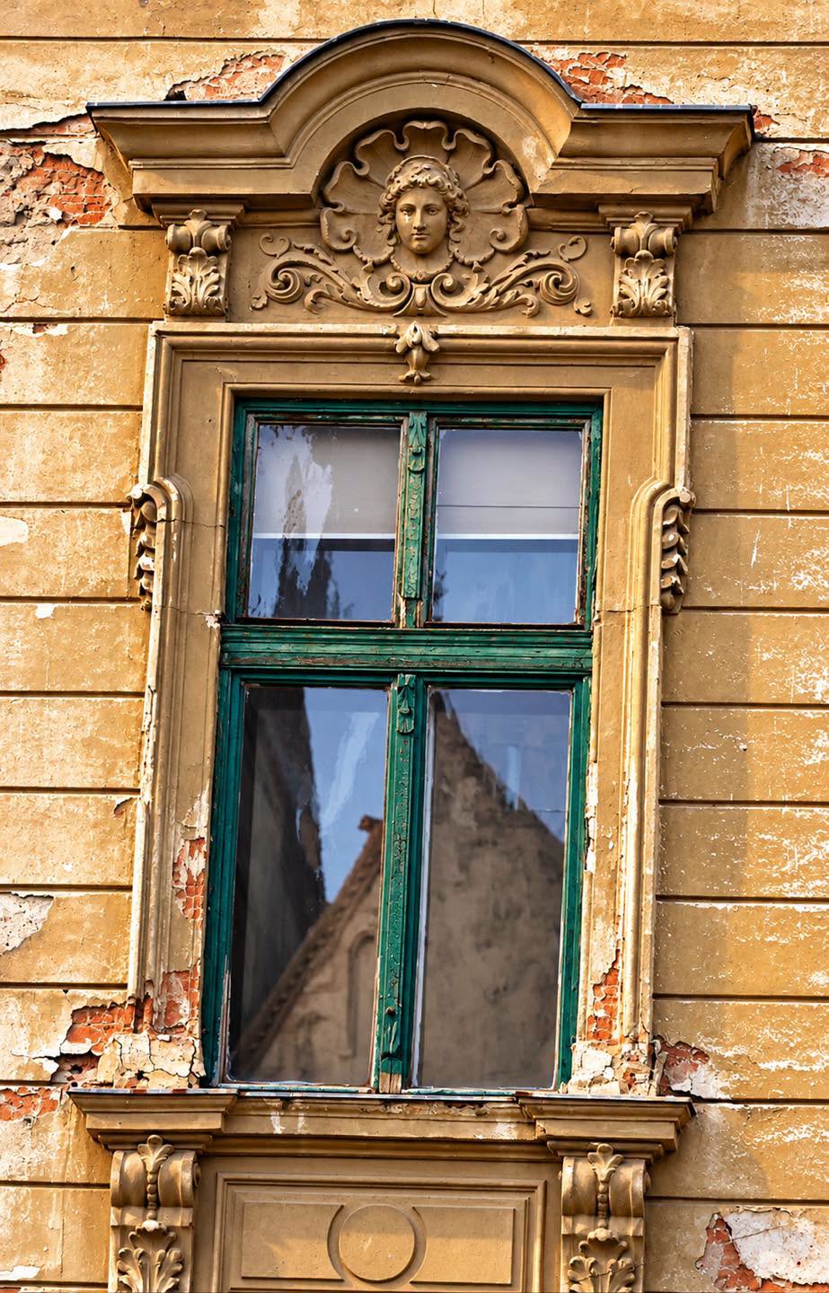 Casa din Piața Nicolae Bălcescu nr. 1