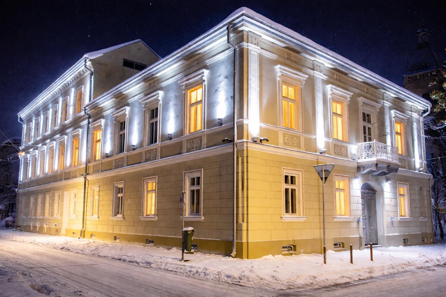 Casa cu Axa de Fier