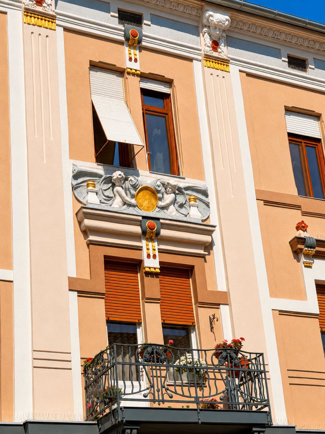 Palatul Jakab Klein și Miklós Frecot