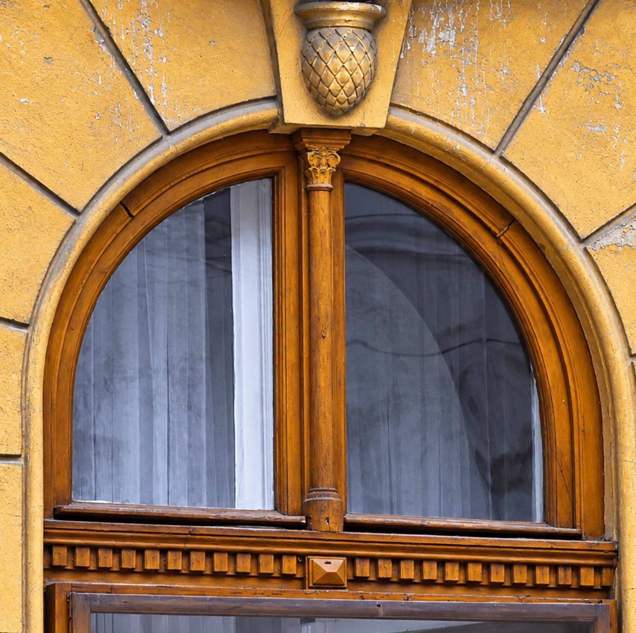 Casa din Piața Romanilor nr. 12