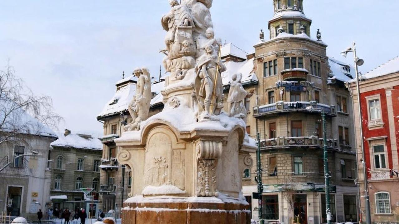 Monumentul Sfintei Fecioare Maria și al Sfântului Ioan Nepomuk (cunoscut și ca Monumentul Ciumei)