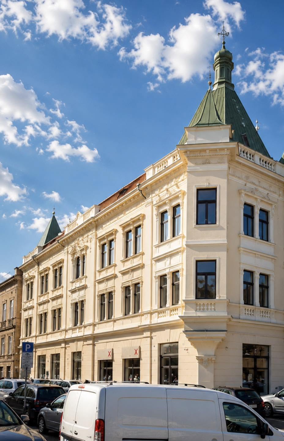 Palatul Szever Pápáfy (Hanul Curtea Rusească)